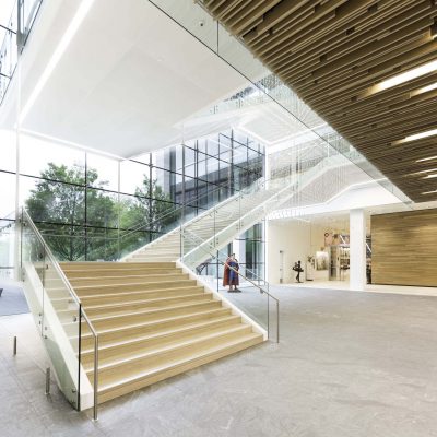 9Wood 1400 Dowel/Cross Piece Grille at Hillwood Offices at Turtle Creek, Dallas, Texas. Mithun; BOKA Powell. Photo: Irish Coffee Studio.