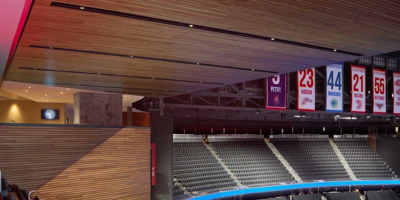 9Wood's 2300 Continuous Linear in White Oak Veneer with stain at State Farm Arena in Atlanta, Georgia. HOK. The unique aspect of the project was its finite schedule with the beginning of a sports season. The subcontractor, Anning-Johnson, worked from mid-August through the first week of October — installing about 9,900 sq. ft. of wood walls and 10,000 sq. ft of wood ceilings in less than two months.