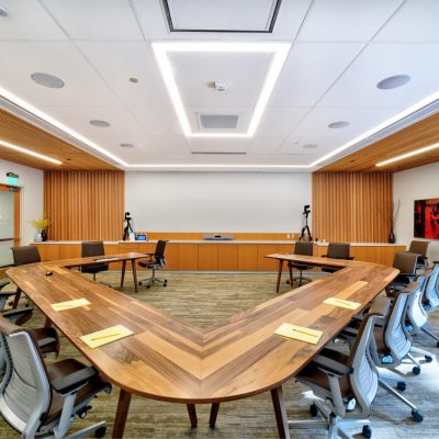 9Wood 1100 Cross Piece Grille at the SAIF Headquarters in Salem, Oregon. Ankrom Moisan Architects.