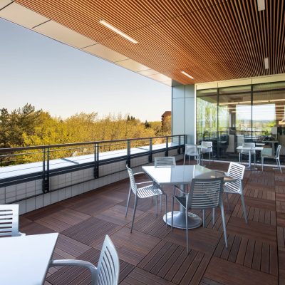 9Wood 1100 Cross Piece Grille at the SAIF Headquarters in Salem, Oregon. Ankrom Moisan Architects.