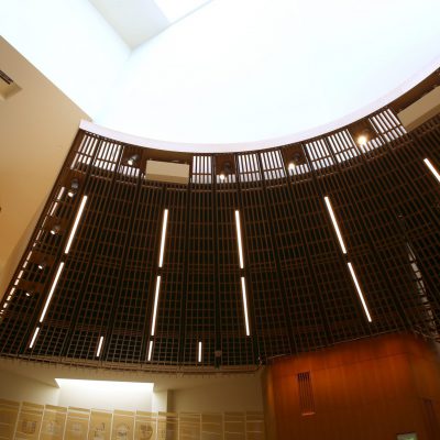 9Wood 1100 Cross Piece Grille at Temple Beth Am, Los Angeles, CA. HCL Architecture.