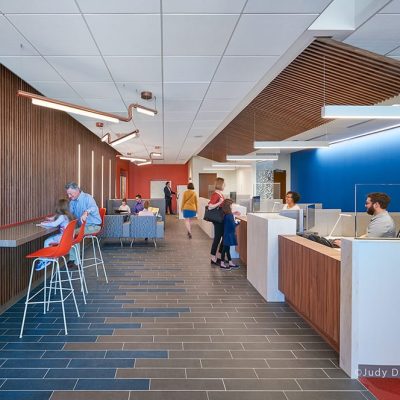 9Wood 1100 Cross Piece Grille at Kaiser Permanente Mob, Alexandria, Virginia. SmithGroup JJR Architects.