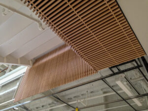 http://The%209Wood%201200%20Dowel%20Grille%20Ceiling%20in%20White%20Maple%20Veneer%20at%20the%20USC%20Annenberg%20Academic%20Building,%20Los%20Angeles,%20CA.